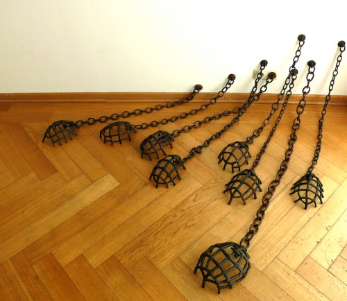 Judith Egger - Wächter, 2011, sooted clay, various dimensions